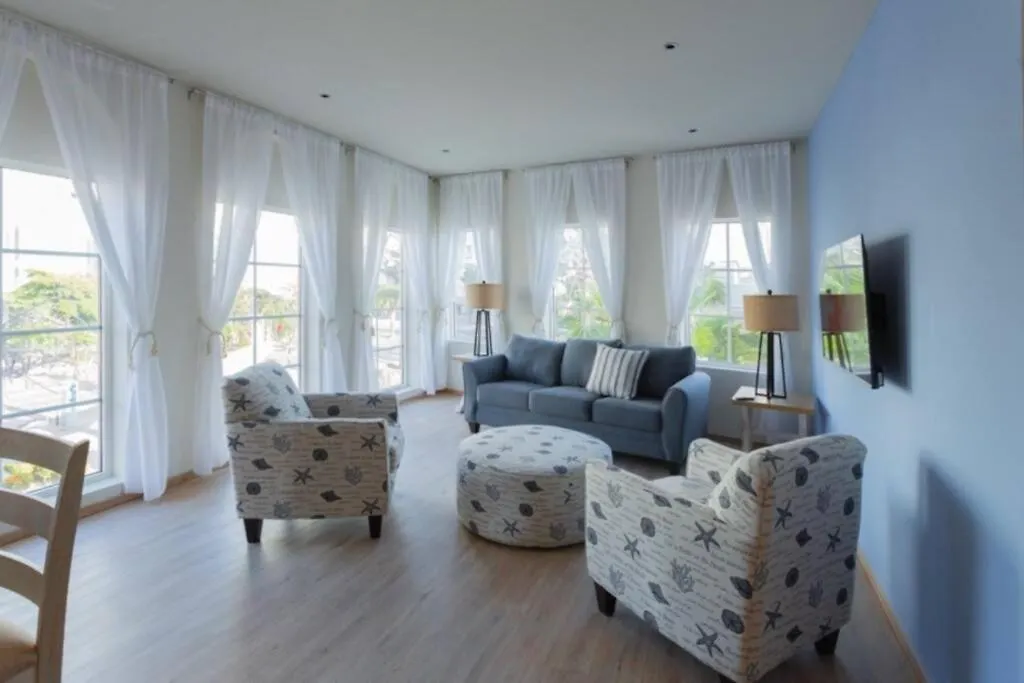 Dutch Caribbean Residence E オラニエスタッド 0*,
